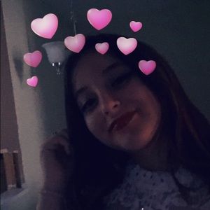 Meet your Posher, Alicia